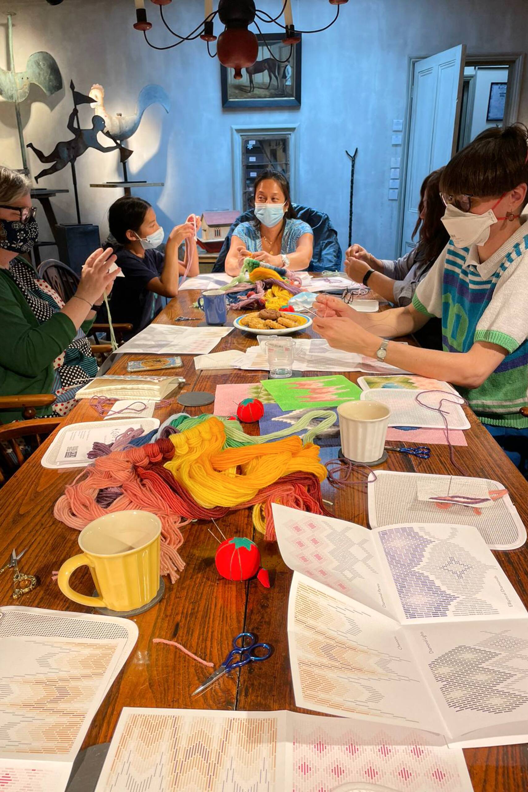 Bargello Bonzana!, Bargello workshop held at Robert Young Antiques, London UK, 2021