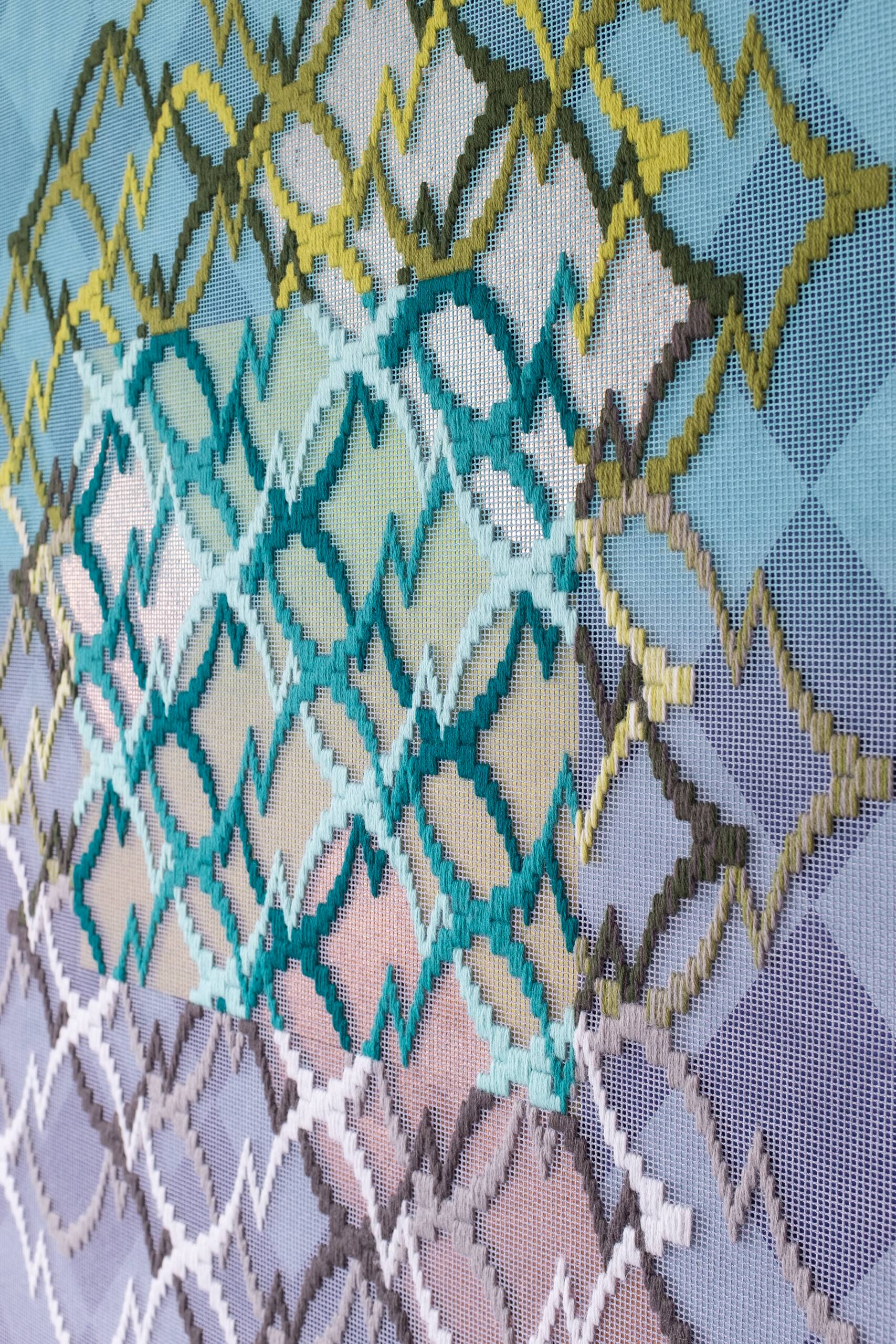Pattern analysis [Golden Ratio, blue and purple], Hand-embroidered wool yarn and acrylic paint on canvas over painted and gilded panel, 2022