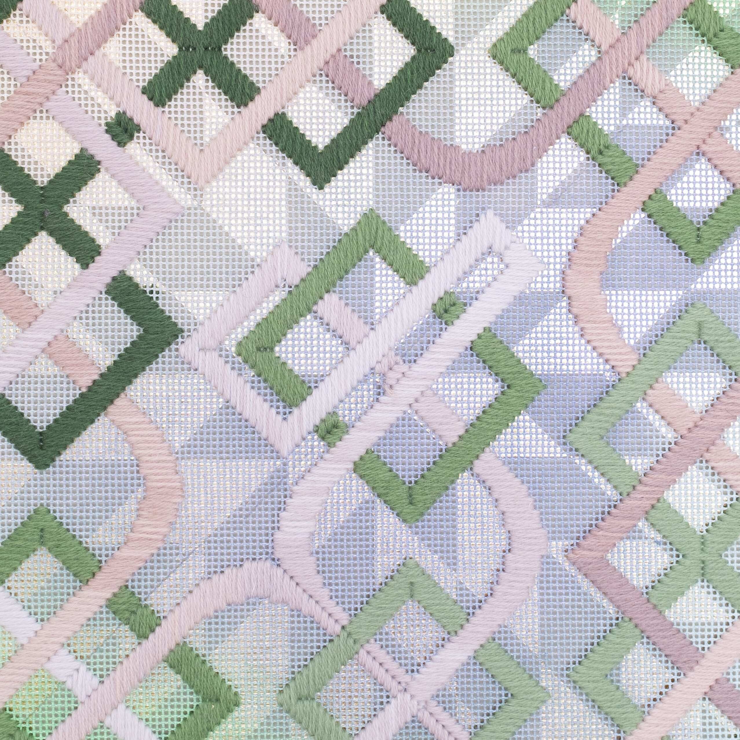 Somerset [eddy, staircase], Hand-embroidered wool yarn and acrylic paint on canvas over gilded panel, 2021